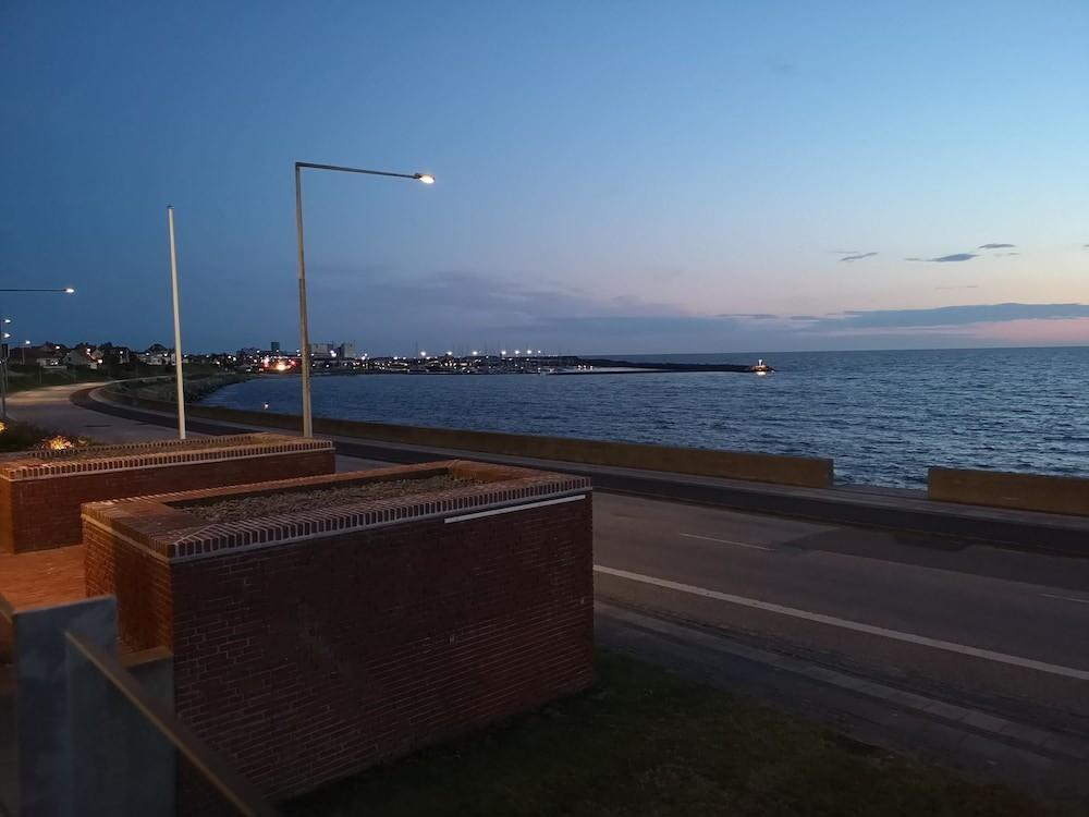 Griffen Spa Hotel Ronne Bagian luar foto