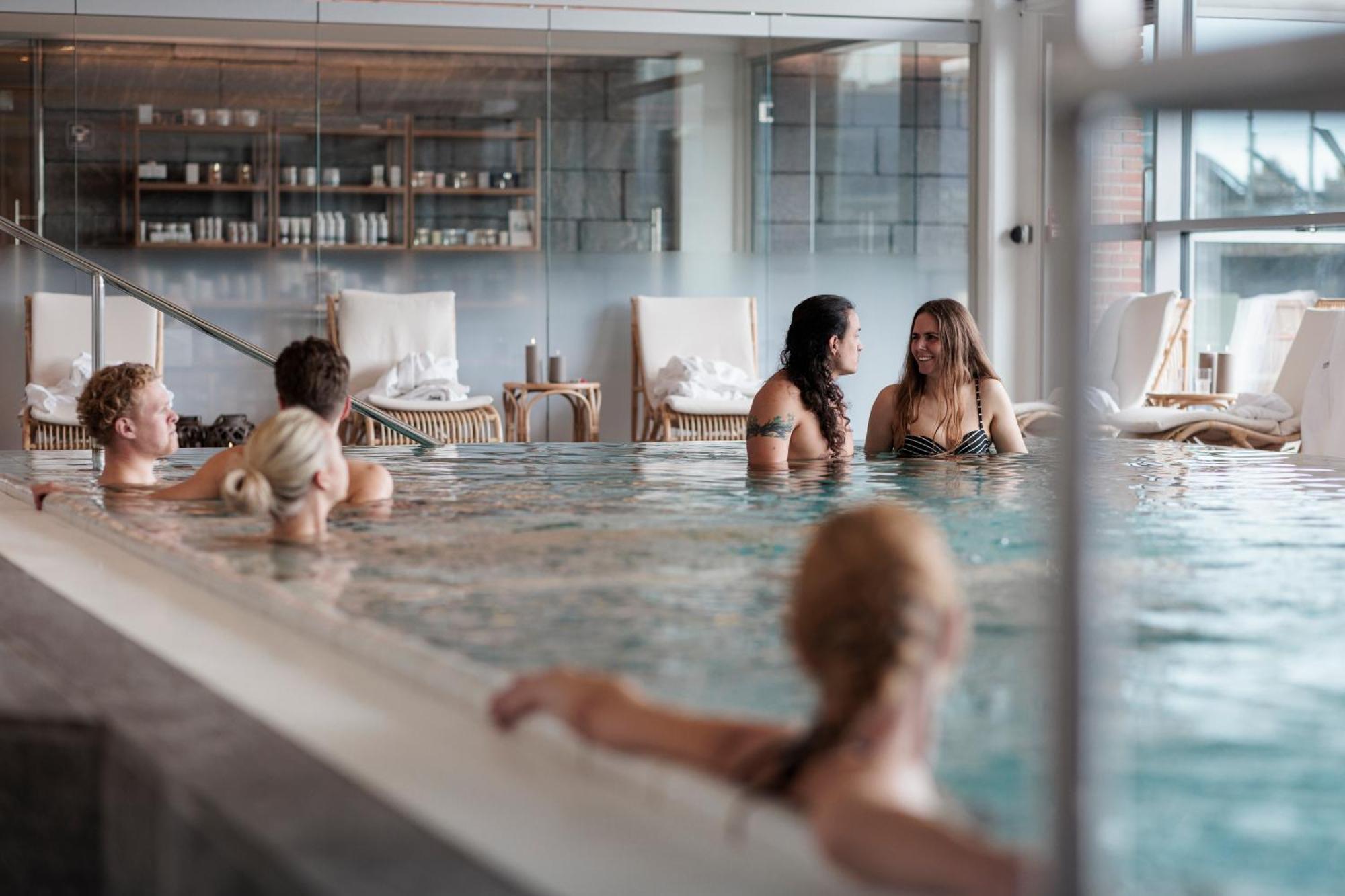 Griffen Spa Hotel Ronne Bagian luar foto