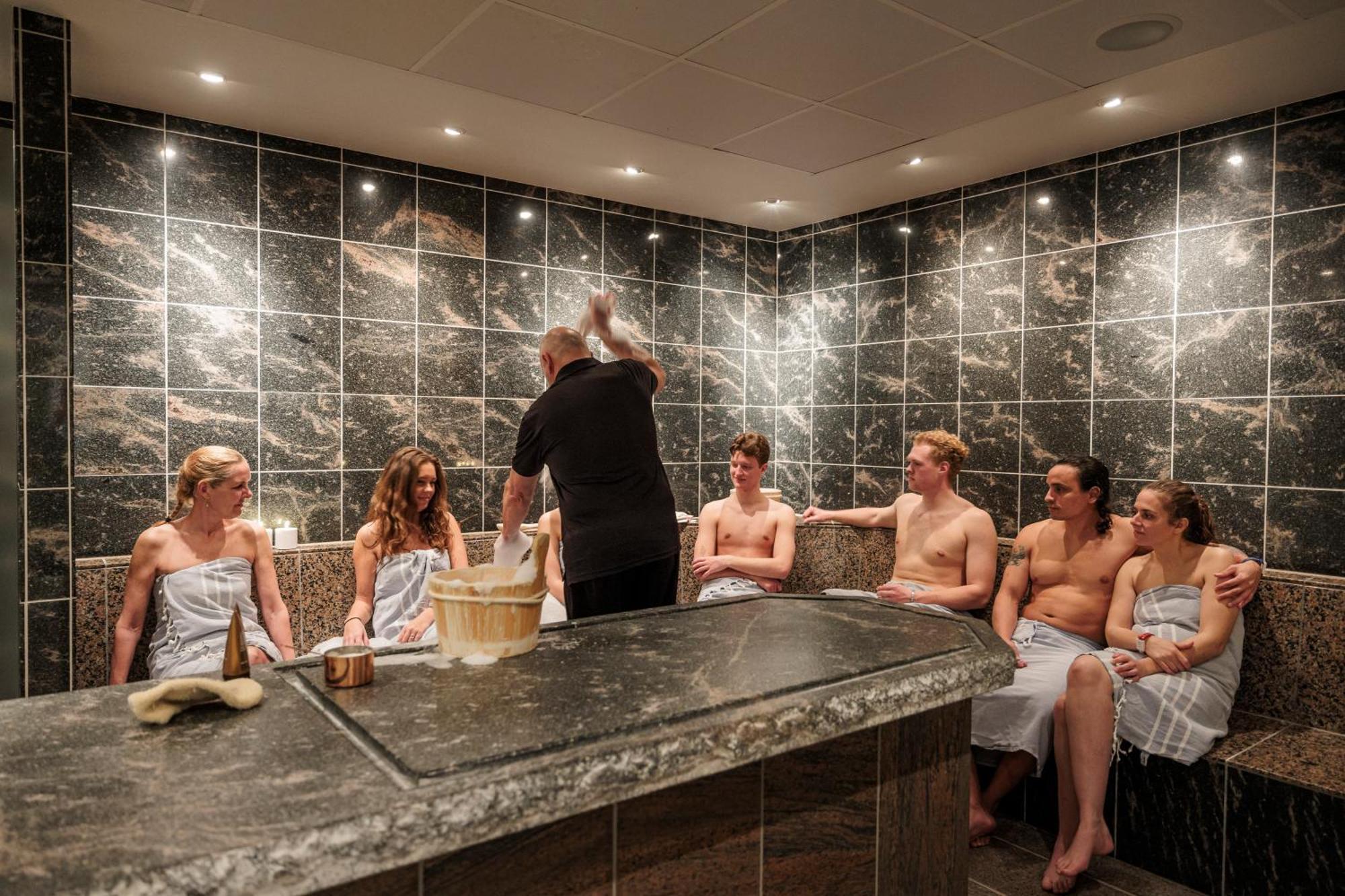 Griffen Spa Hotel Ronne Bagian luar foto