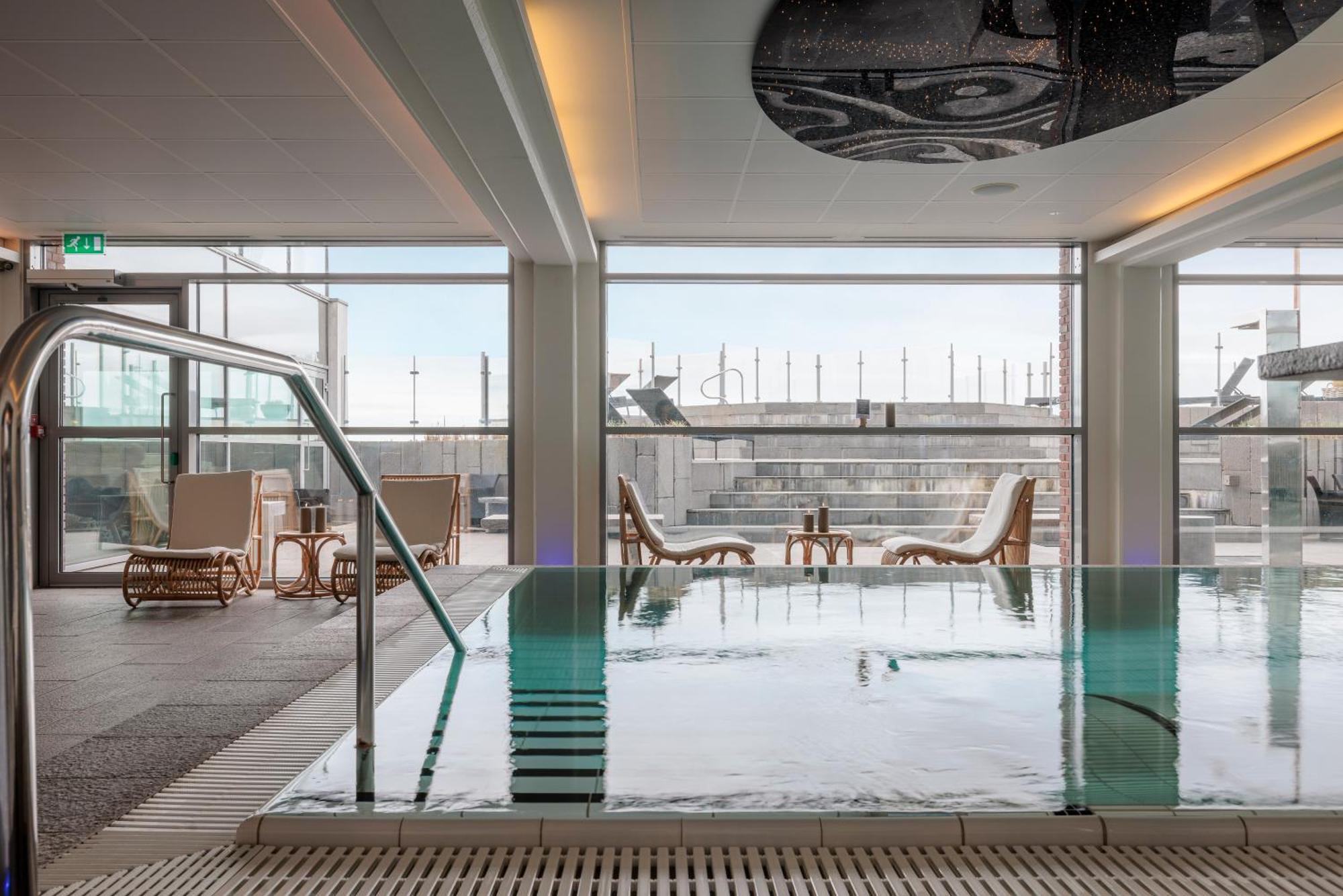 Griffen Spa Hotel Ronne Bagian luar foto